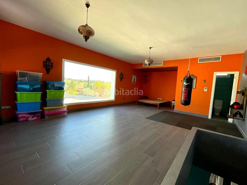 Foto 090619dc-534b-4cdf-8c8b-2484b625ed66. Casa chalet en urbanización san federico echaguy en Dos Hermanas