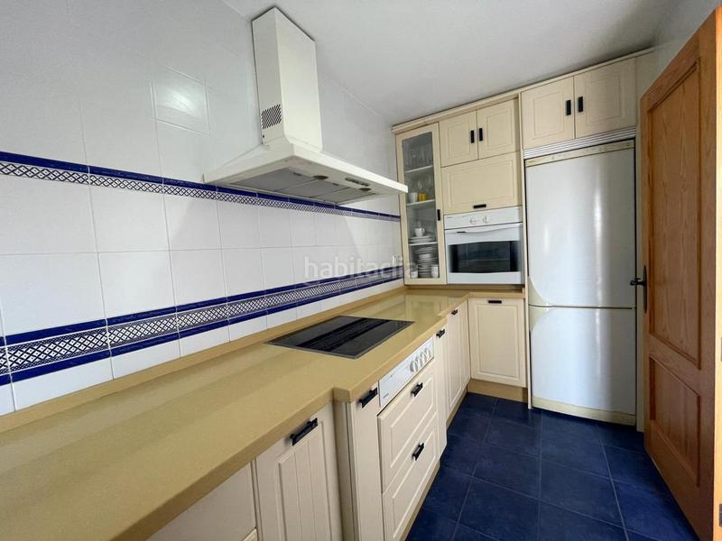 Foto ad6e0d2d-05dd-4be4-a5aa-abf0db55018a. Dúplex amplio dúplex con terraza comodidad y calidad de vida en Benalup