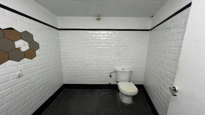 Foto 38013860-ffbf-4c33-9f1b-380cf54c2bf4. Local comercial en Torre Cruz - Los Molinos Utrera