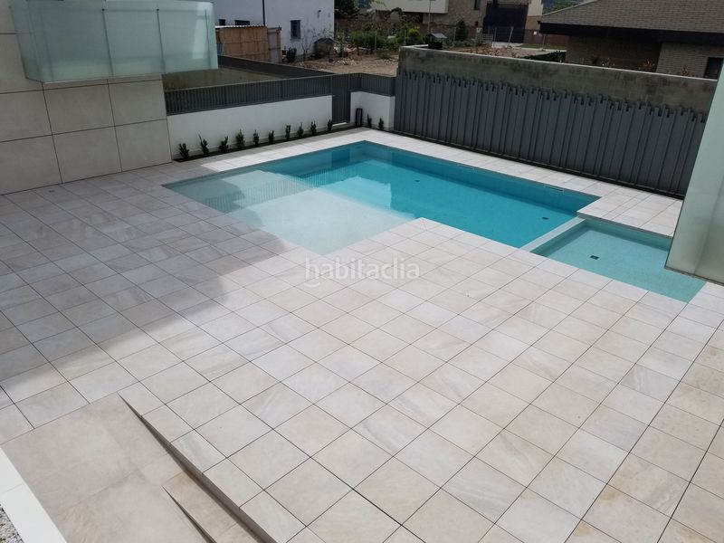 Foto d609914e-3b9a-4238-aacf-7c6cea4de4e7. Lloguer dúplex amb calefacció piscina a Ciutat Jardí Lleida