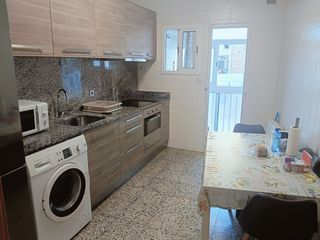 Appartamento in La Bordeta. Oportunidad piso para entrar a vivir en la bordeta