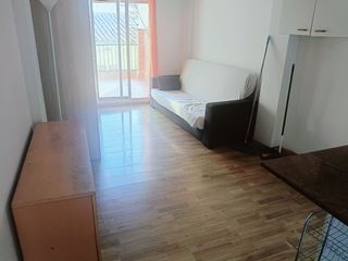 Apartament a Instituts-Universitat. Oferta .apartamento ático estudio en zona hacienda