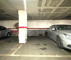 Aparcament cotxe a Carrer de girona 337. Parking en venta para coche pequeo o moto
