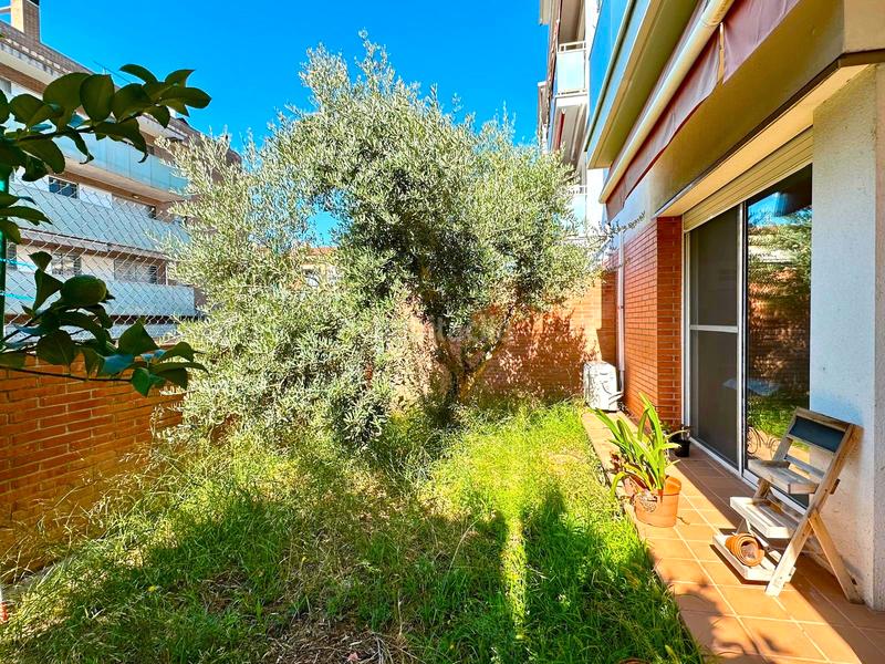 Foto fe48fd0d-5f2e-48d6-adfa-95ca7157c8d6. Appartamento con riscaldamento parcheggio in Canovelles