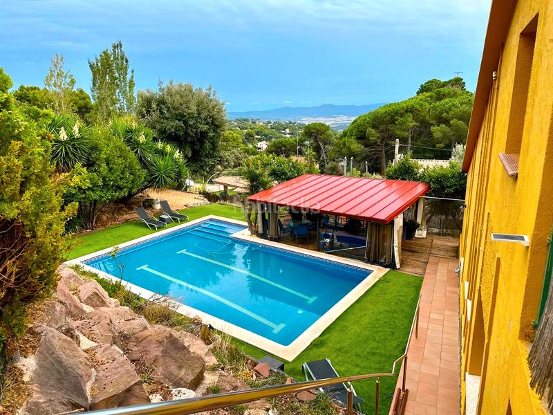 Foto 1b68aa30-2c5f-4761-a0f9-67f4f16fb4bb. Casa amb calefacció aparcament piscina a Ametlla del Vallès (L´)