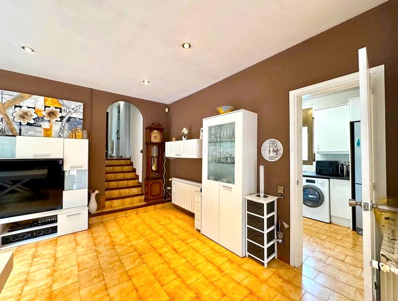 Foto 7760eb4d-7f3d-419f-ad75-e68696f61b62. Casa amb calefacció aparcament piscina a Ametlla del Vallès (L´)