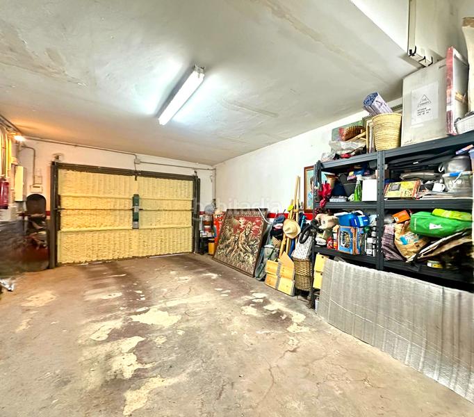 Foto 976de2a4-9b8c-4577-af8b-7442d7f38842. Casa amb calefacció aparcament piscina a Ametlla del Vallès (L´)