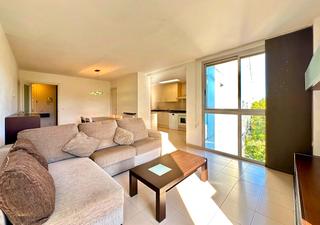 Pis  Avinguda de marie curie. Piso y parking en venta en sant miquel-tres torres