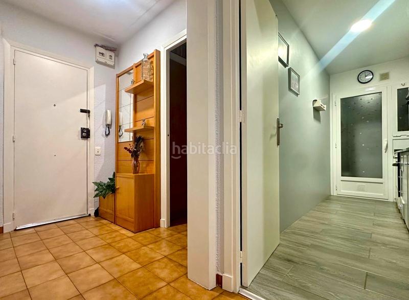 Foto c69a3d3d-f358-43b6-bd74-12bef77fd32f. Piso  en venta de 3 dormitorios en Congost Granollers