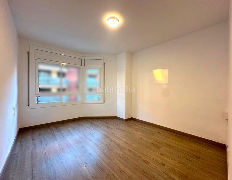 Foto 21421091-6f74-411e-aa54-8452ec624284. Piso  en venta de 3 dormitorios en Font Verda Granollers