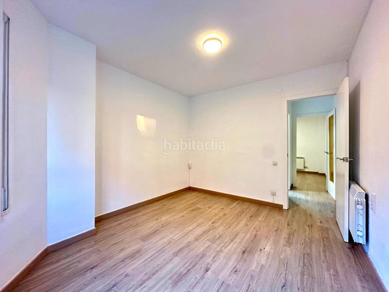 Foto 45fd2fe5-a63c-49d6-b1bb-d2a3cc4e6bd6. Piso  en venta de 3 dormitorios en Font Verda Granollers