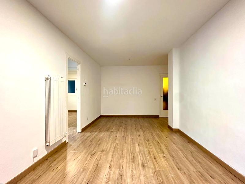 Foto 7d24d5cf-f40e-457f-a356-f0a45902638e. Piso  en venta de 3 dormitorios en Font Verda Granollers