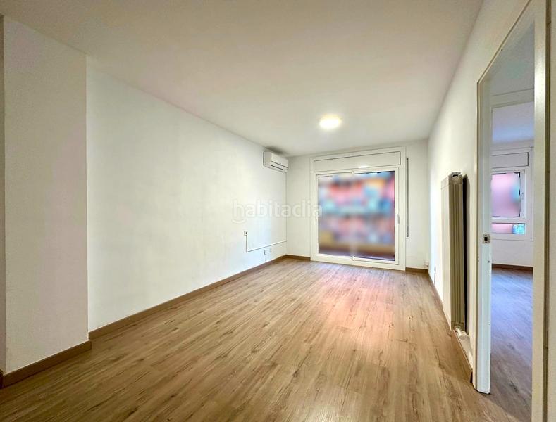 Foto 90d497e9-608b-4de4-99d3-7f9e6484d463. Piso  en venta de 3 dormitorios en Font Verda Granollers