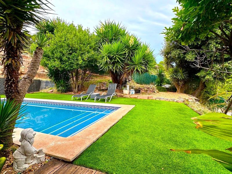 Foto 23bf223e-aaf2-4c87-b11e-95d5e4da7433. Casa amb calefacció aparcament piscina a Ametlla del Vallès (L´)