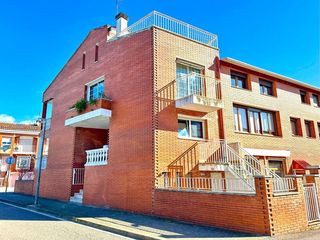 Casa  Calle llorenç villalonga. Casa en venta en tres torres