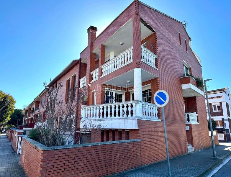 Foto 81ab9ff9-a5b8-4207-8076-736857d10ae2. Casa amb calefacció aparcament a Tres Torres Granollers