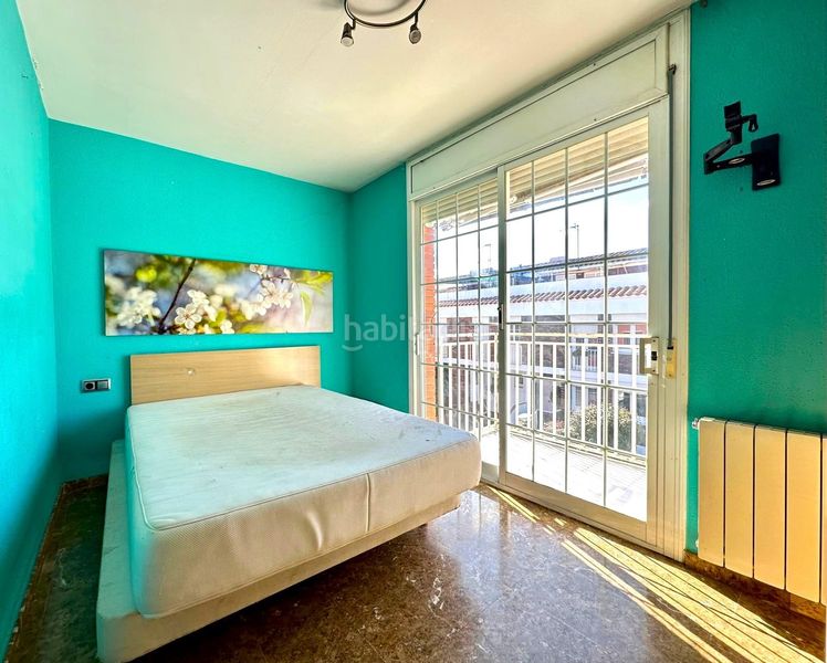 Foto d223df57-fc8b-4496-a8db-da2177aee381. Casa amb calefacció aparcament a Tres Torres Granollers