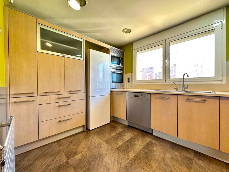 Foto f24227e1-6723-4f64-a73d-11328f177df2. Casa amb calefacció aparcament a Tres Torres Granollers