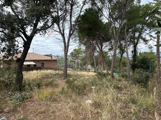 Terreno residencial en Lli�� de Vall. Terreno en venta en llic� davall