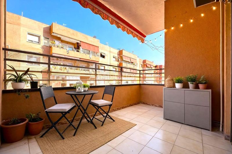 Foto d171623c-25d8-4544-bfcb-8a6bae1ec96a. Pis amb calefacció a Canovelles