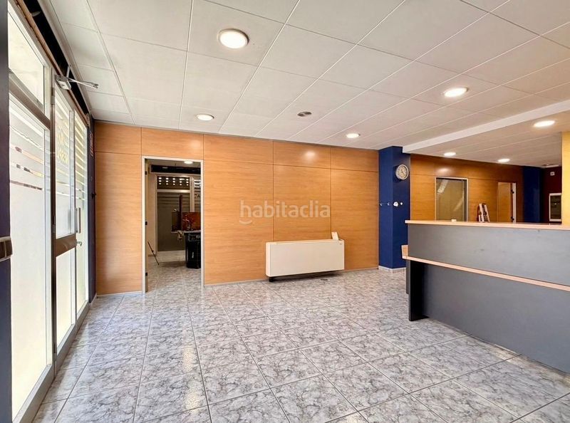 Foto 305ca435-fc03-4a06-bfd0-7f722be6a103. Local comercial a Granollers nord Granollers