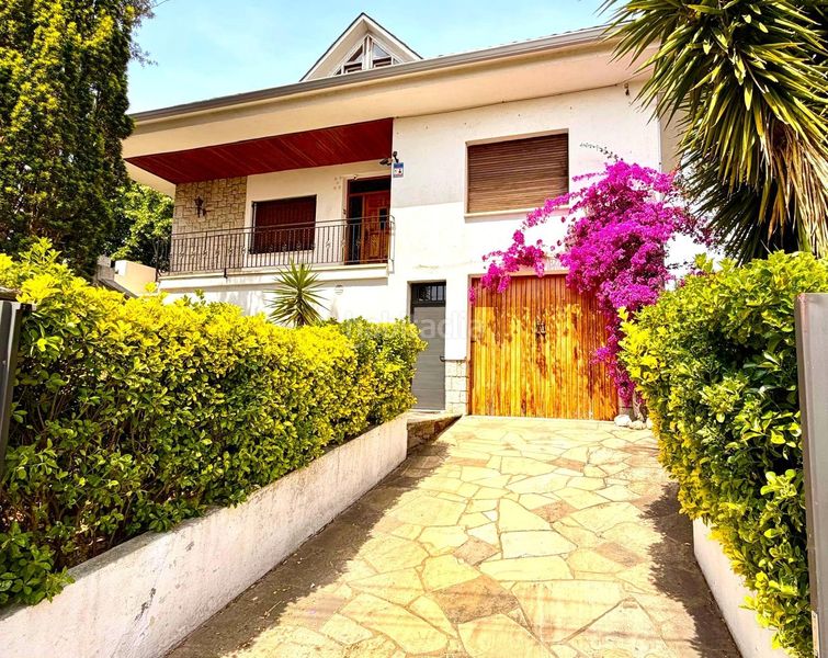 Foto 032ed31b-8a28-4c96-aef6-57377304d1a7. Casa amb aparcament piscina a Canovelles