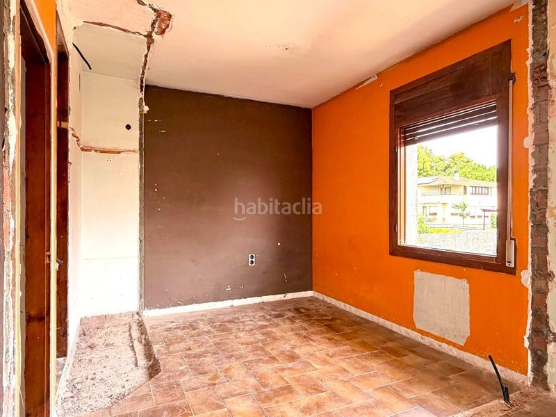 Foto 052c466b-08ad-401e-95fb-a6b6fb088488. Casa amb aparcament piscina a Canovelles