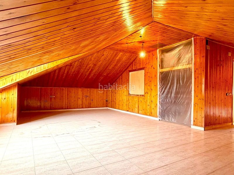 Foto 26e2a6f9-3889-4e37-b8da-5c0f60c5e87e. Casa amb aparcament piscina a Canovelles
