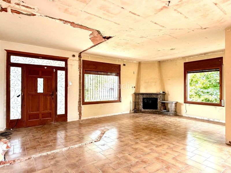 Foto 407f81ba-337a-4d39-8544-cacbad0ec0c3. Casa amb aparcament piscina a Canovelles
