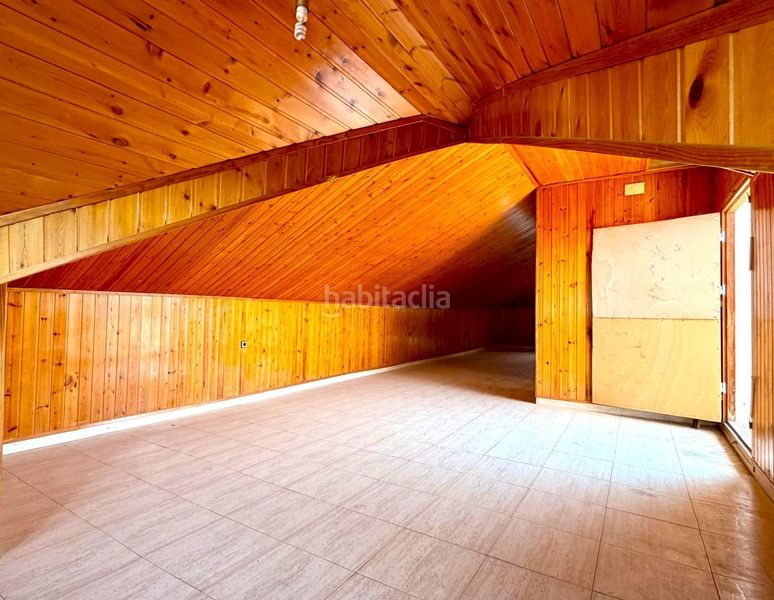 Foto f0c84fc9-9c0e-49bd-9237-5ce7a8bef356. Casa amb aparcament piscina a Canovelles