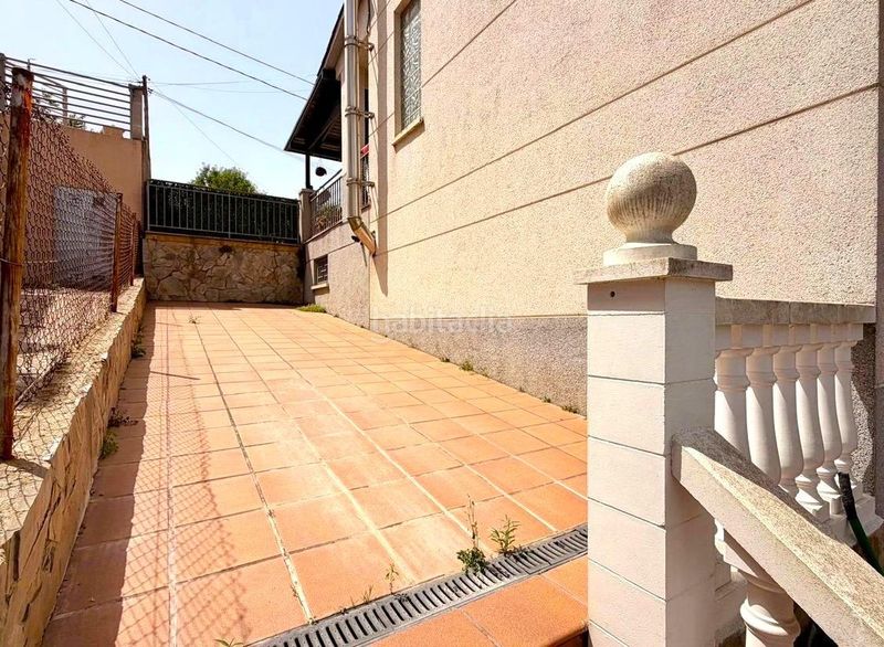 Foto 1c1024a6-9f5d-4600-b6cb-e97bd7a32185. Casa amb calefacció aparcament a Lliçà d´Amunt