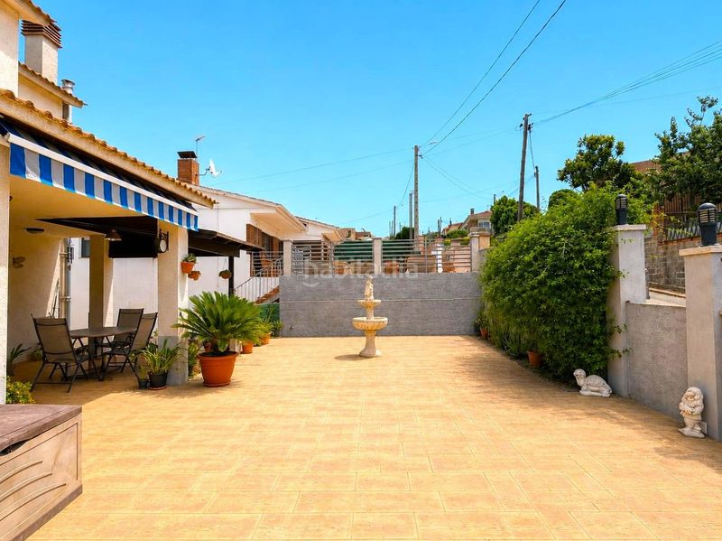 Foto bac5d3c4-9f09-4879-8dec-41f12995f499. Casa amb calefacció aparcament a Lliçà d´Amunt
