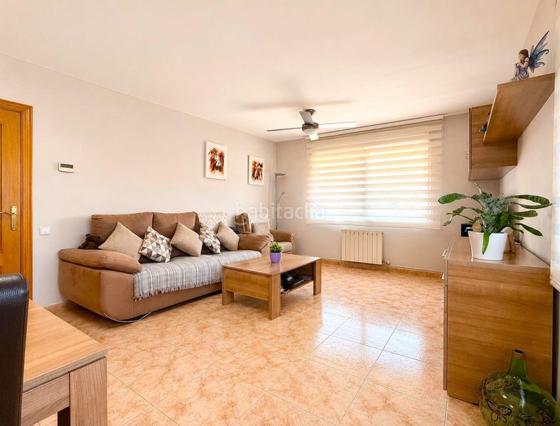 Foto da97c5a3-808b-4782-9655-bb56037c7fe8. Casa amb calefacció aparcament a Lliçà d´Amunt