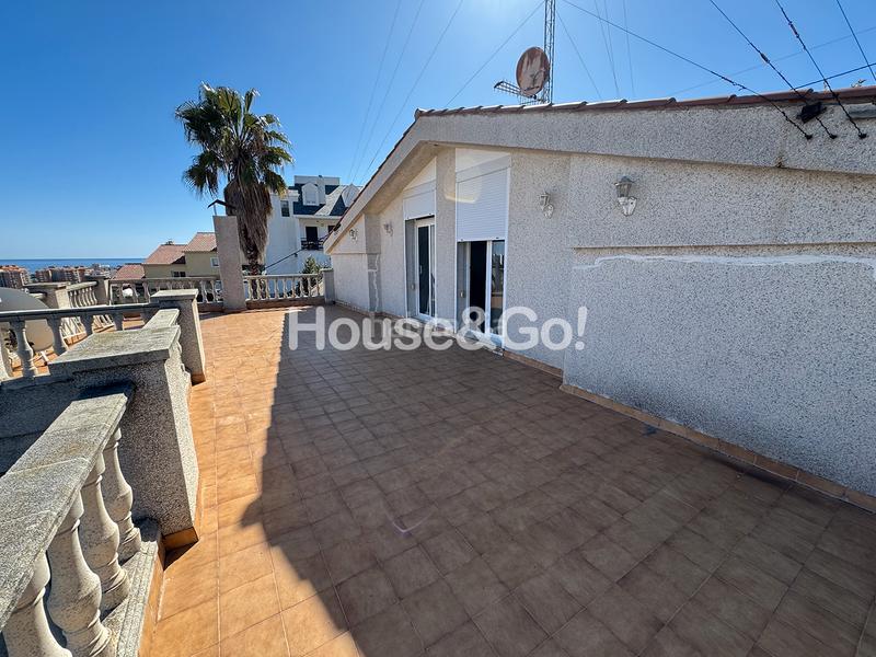 Foto 47d1e139-895a-41bb-a783-12384f01fd2c. Chalet casa con vistas al mar en Santa Susanna