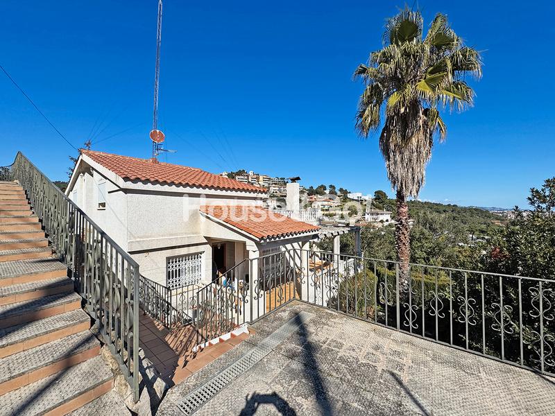 Foto cefaceb5-b866-483b-a980-62da332e0423. Chalet casa con vistas al mar en Santa Susanna