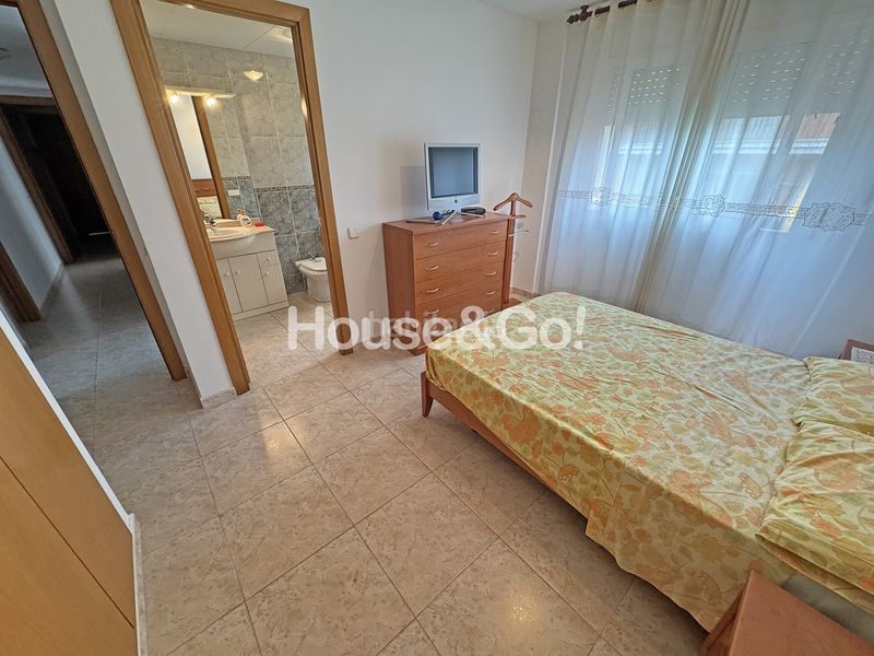 Foto fea98c9c-10b5-4bd9-b587-da4c9d636293. Pis amb calefacció aparcament a Malgrat de Mar