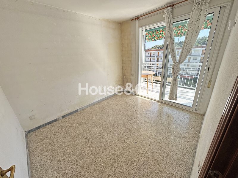 Foto cd6dbdc2-cc0b-4746-b9f3-6b9beda565d4. Apartament a urbanitzacio la vall (zona blocs) s/n a Santa Susanna