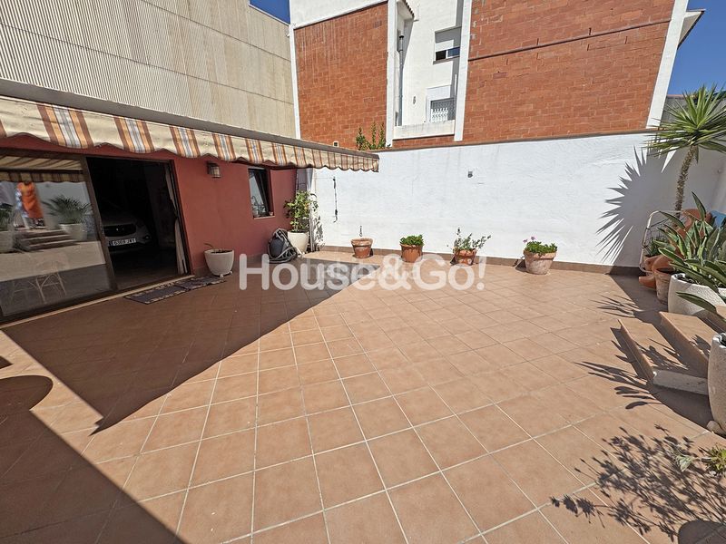 Foto 9a8cb945-4cd3-4a34-bd05-3b65942cac67. Casa con camino riscaldamento parcheggio in Malgrat de Mar