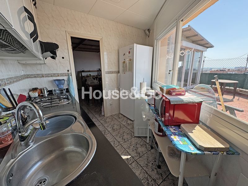 Foto 1343d25e-1ecc-4e0f-b05c-06949872757d. Duplex con riscaldamento in Malgrat de Mar