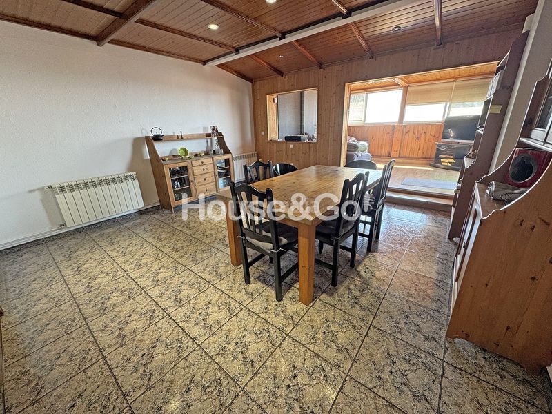 Foto 16fcf6a5-e6b2-4f77-a613-d3e557987b44. Duplex con riscaldamento in Malgrat de Mar