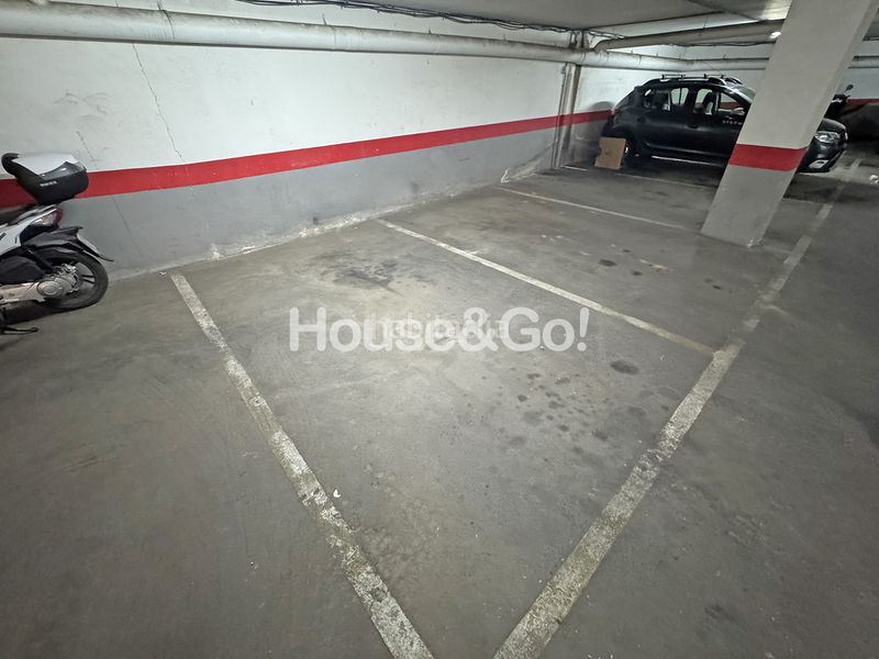 Foto ca4b3711-ec6e-49c7-bf02-25d626a988fa. Piso  con parking y piscina en Malgrat de Mar