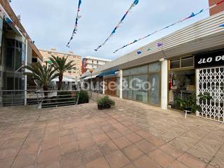Locale commerciale  Passeig marítim. Local en centro comercial  sant roc
