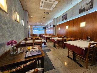 Business premise in Mercat-Mas Moixa. Local en venta  restaurante en pleno funcionamiento