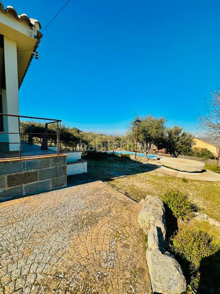 Foto b2f7e7b5-290f-4820-b719-bd0e1af9d4ab. Casa en Los Cigarrales-La Bastida Toledo