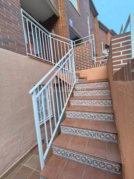 Foto 503c7875-089d-413b-8ba4-093623cb19a6. Casa a schiera con riscaldamento parcheggio in La Serna Fuenlabrada