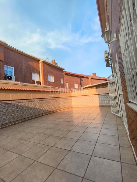 Foto e63f31ab-62a9-4f5b-9222-7eb368c15806. Casa adosada en La Serna Fuenlabrada