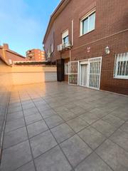 Casa adossada  Avenida de las comarcas