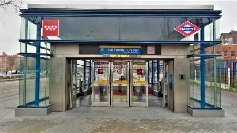 Foto ba271a98-6816-4866-9f15-540fa3554fa3. Local comercial en Orcasur-12 de Octubre Madrid