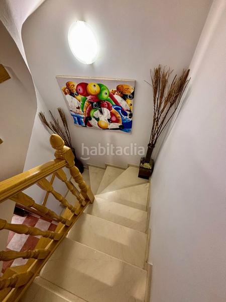 Foto f0dd7c63-8434-433a-86ce-64ed9d9cc507. Casa a schiera con riscaldamento parcheggio piscina in Parla