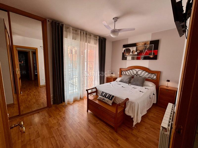 Foto 3e6ed0a3-e28a-4bfb-9a88-c8fff17bb477. Semi detached house with heating parking pool in Laguna Park Parla